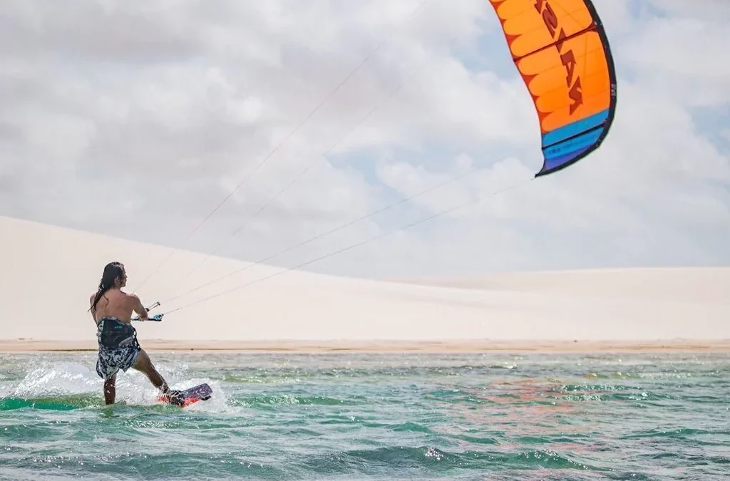 Aulas de Kitesurf em Saquarema: O Melhor Lugar para Voar sobre as Águas!